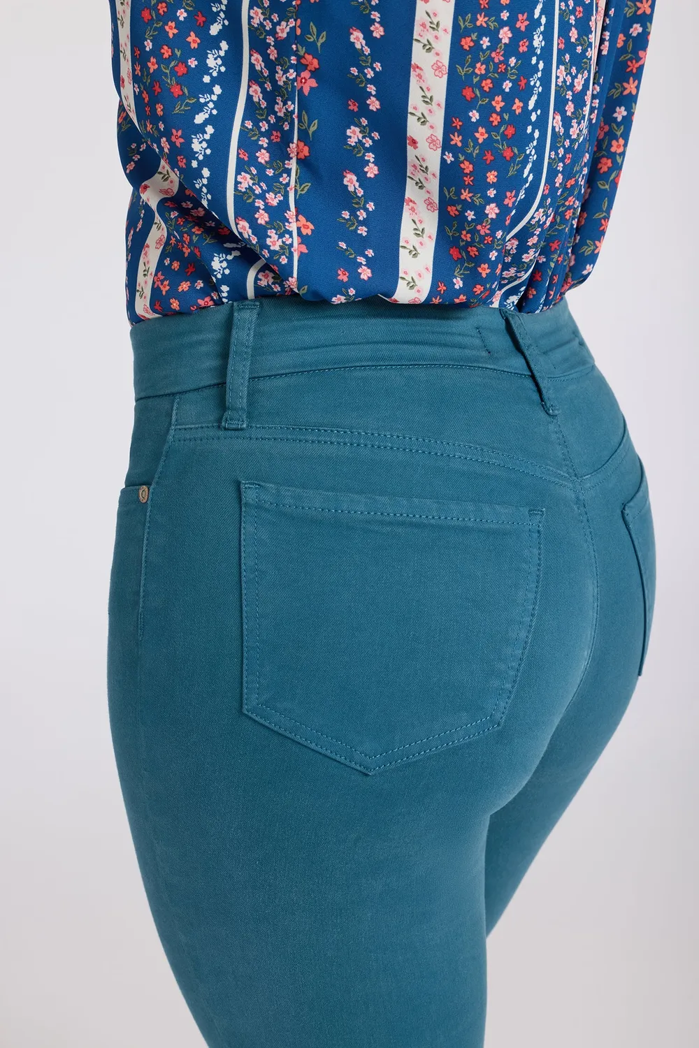 NYDJ Waist-Match Marilyn Straight Jeans Blue Lake gerade