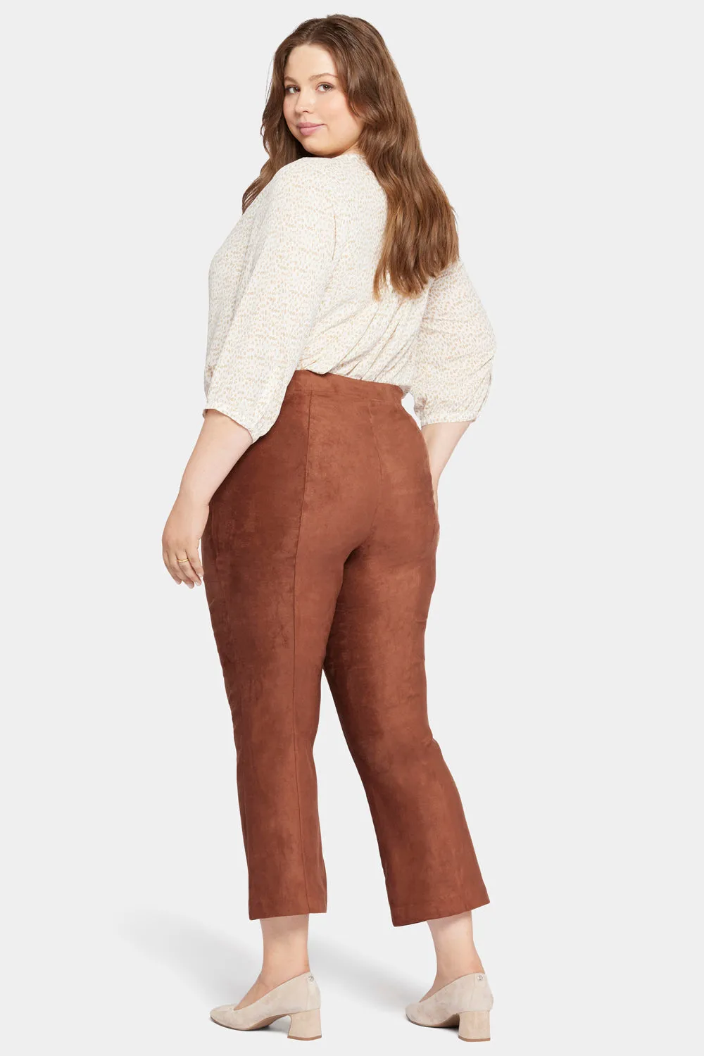 NYDJ Bootcut Pull-On Hose Plus Coffee Bean Wildleder-Optik