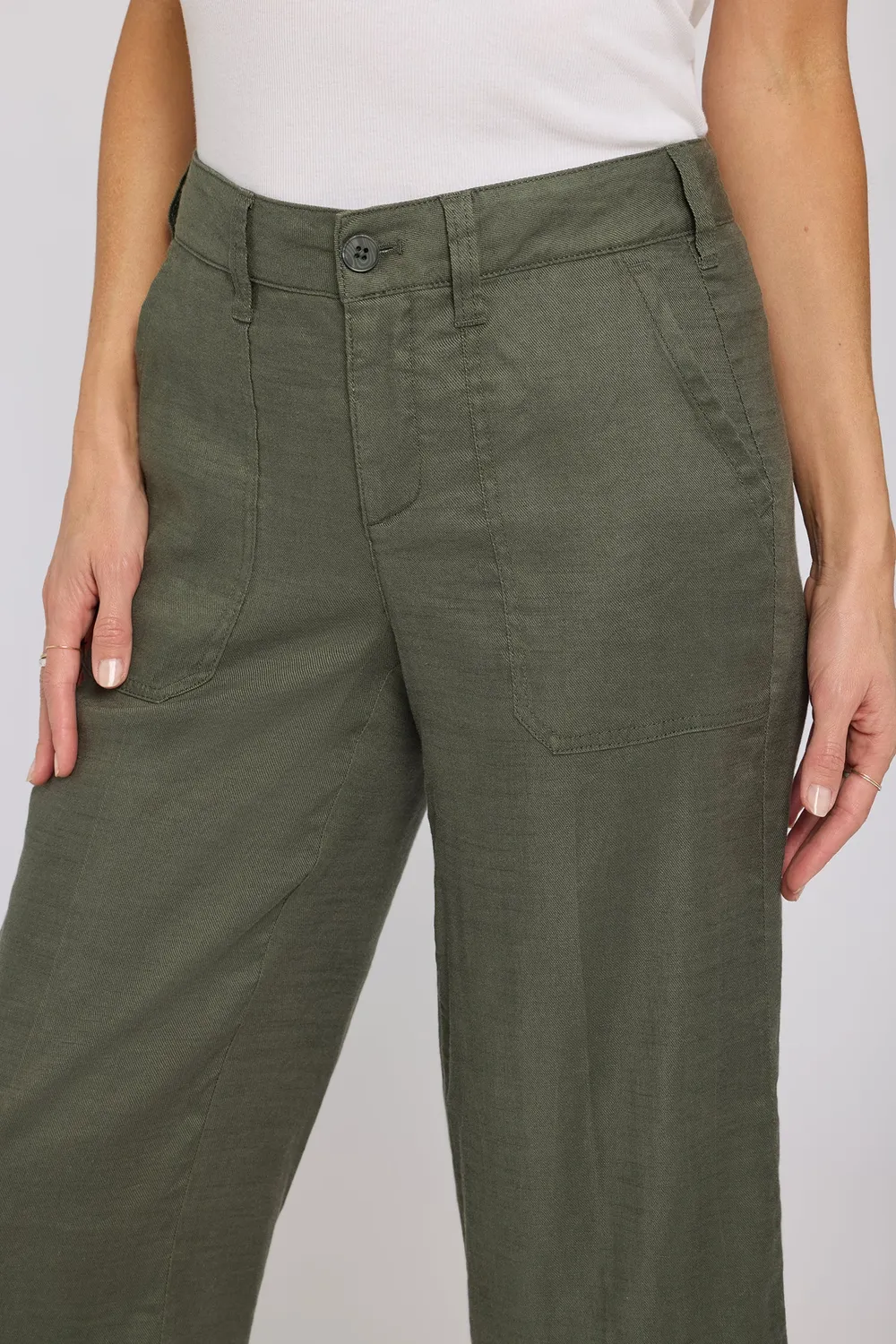 NYDJ Wide Leg Cargo Capri Petite Hose Desert Green Leinen