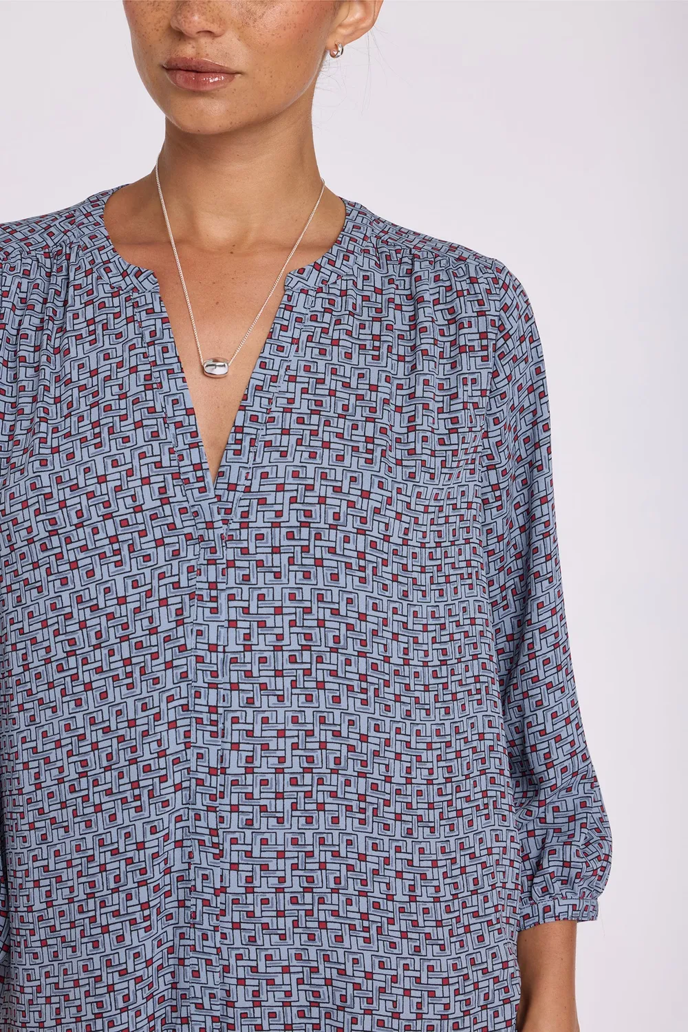 NYDJ Pintuck Bluse Gillian Geo gemustert