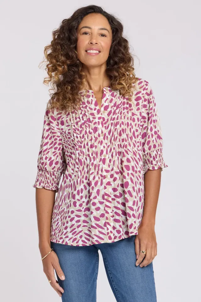 NYDJ Pleated Kurzarm Bluse Sandcastles Smokbündchen