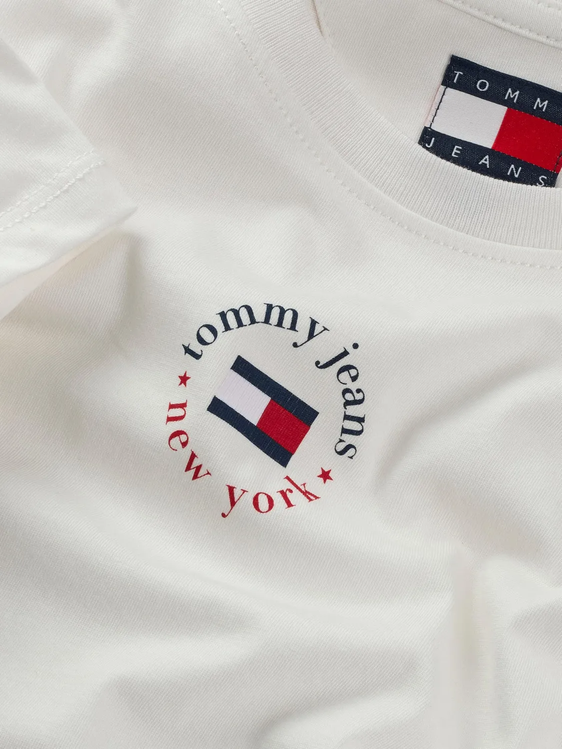 Tommy Jeans Essential Logo Tee Slim Fit Ecru