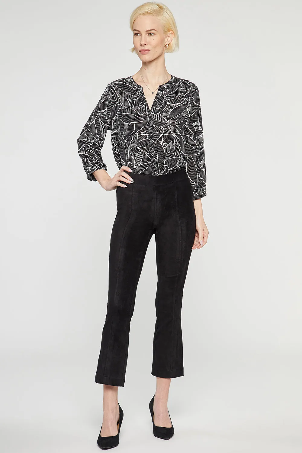 NYDJ Slim Bootcut Pull-On Hose Stretch Schwarz Wildleder-Optik