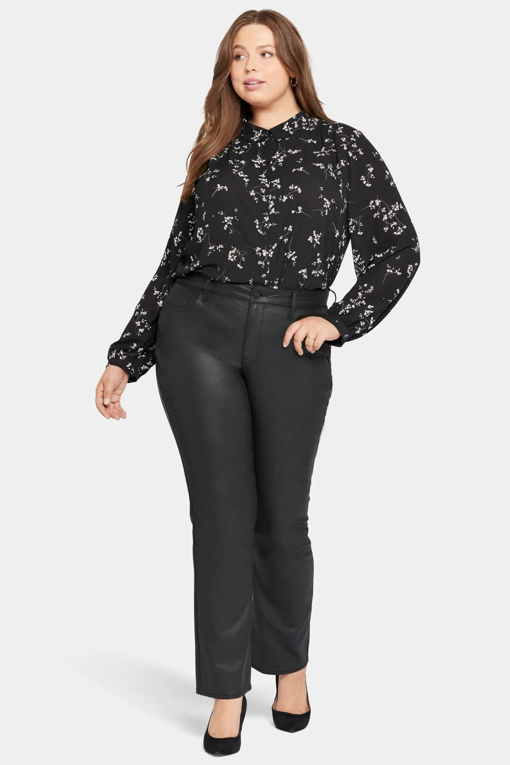NYDJ Marilyn Straight Jeans Black Coated Plus Leder-Optik