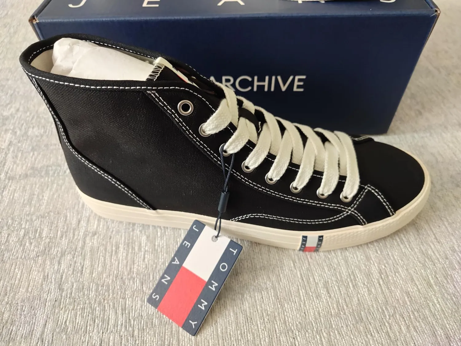 Tommy Jeans Archive Y2K EN0EN03034 Mid-Top Sneaker Gr.38 schwarz
