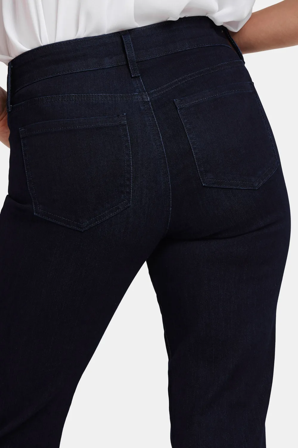NYDJ Marilyn Straight Jeans Dark Enzyme gerades Bein