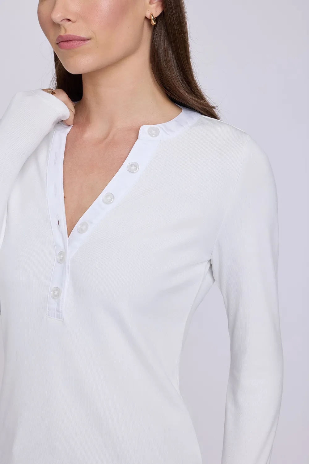 NYDJ Emery Optic White Henley Langarm Ripp