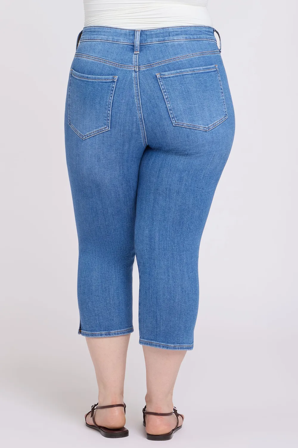 NYDJ Chloe Capri Jeans Plus Blue Paradise Mid Rise