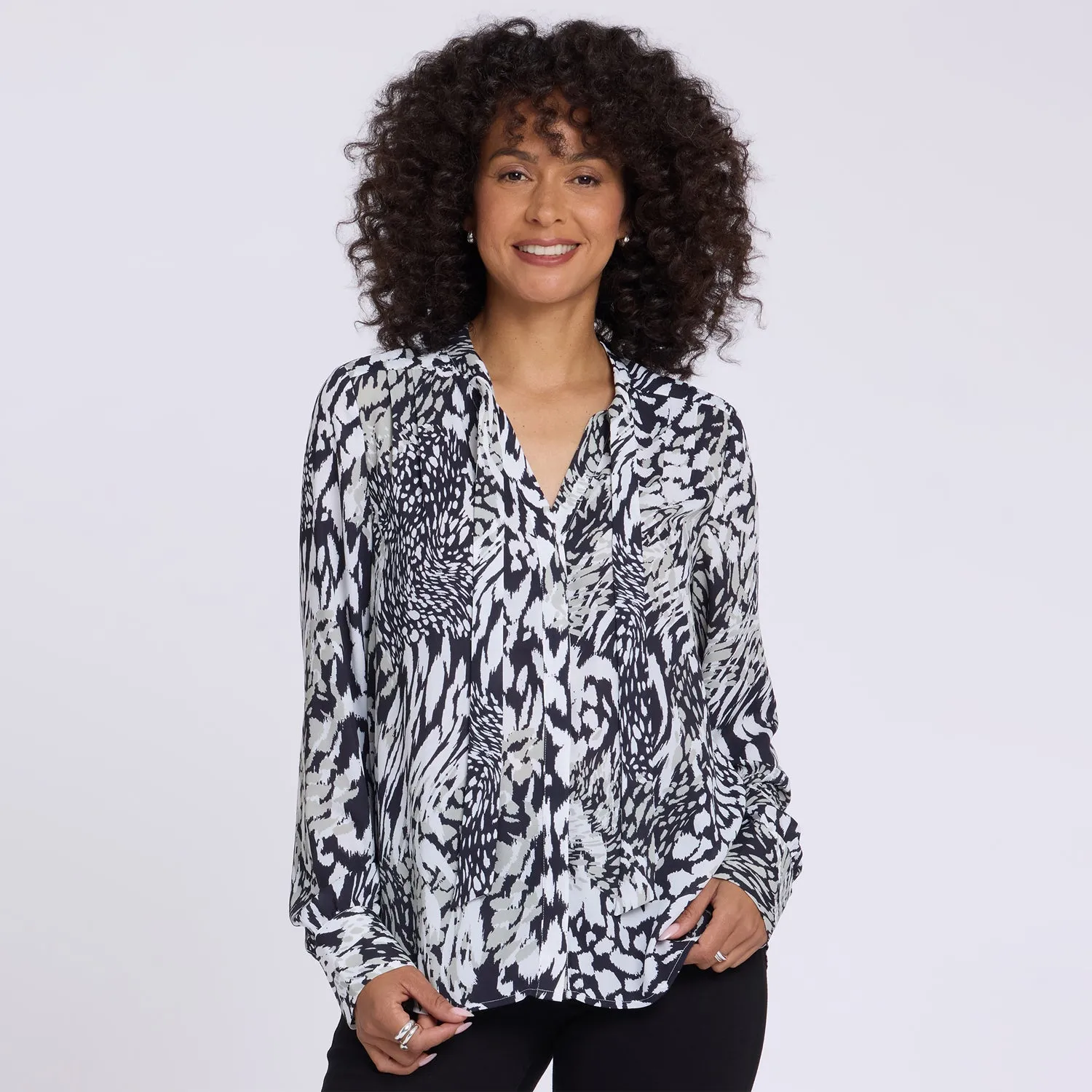 NYDJ Tie-Neck Bluse Bengal Cat Black