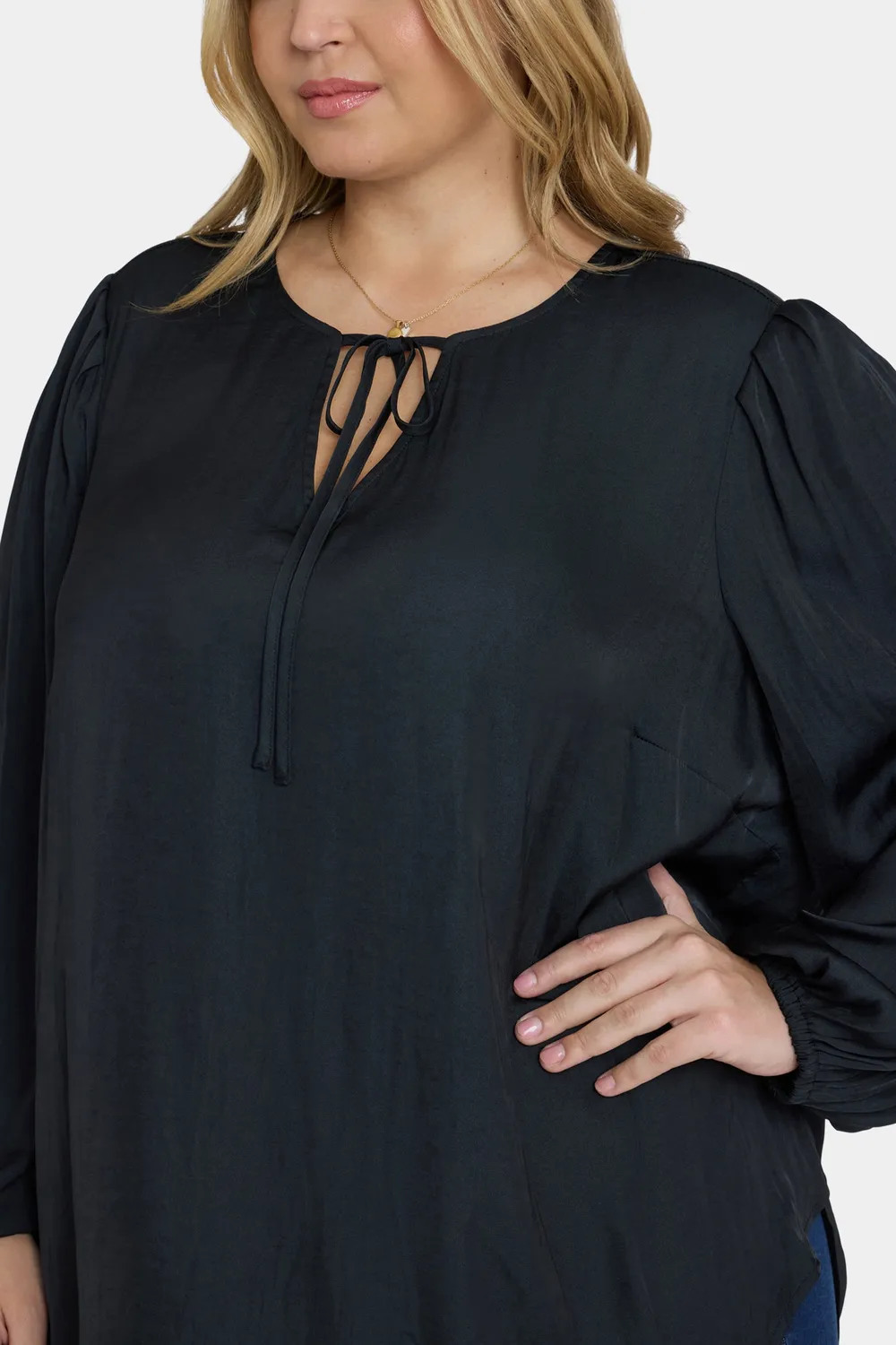 NYDJ Elsie Bluse Plus Size Schwarz Satin