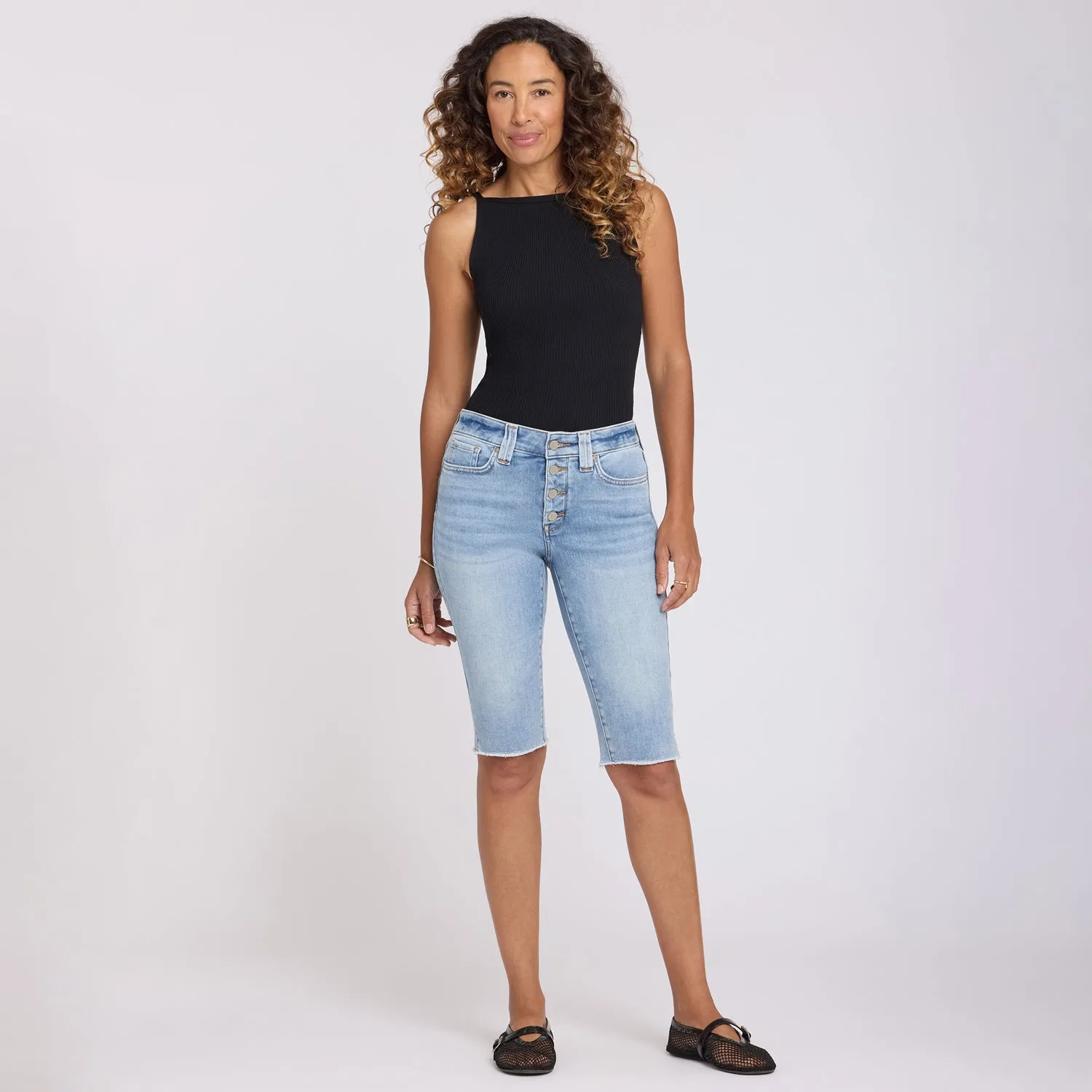 NYDJ Sophie Bike Capri Jeans Mist Springs Knie