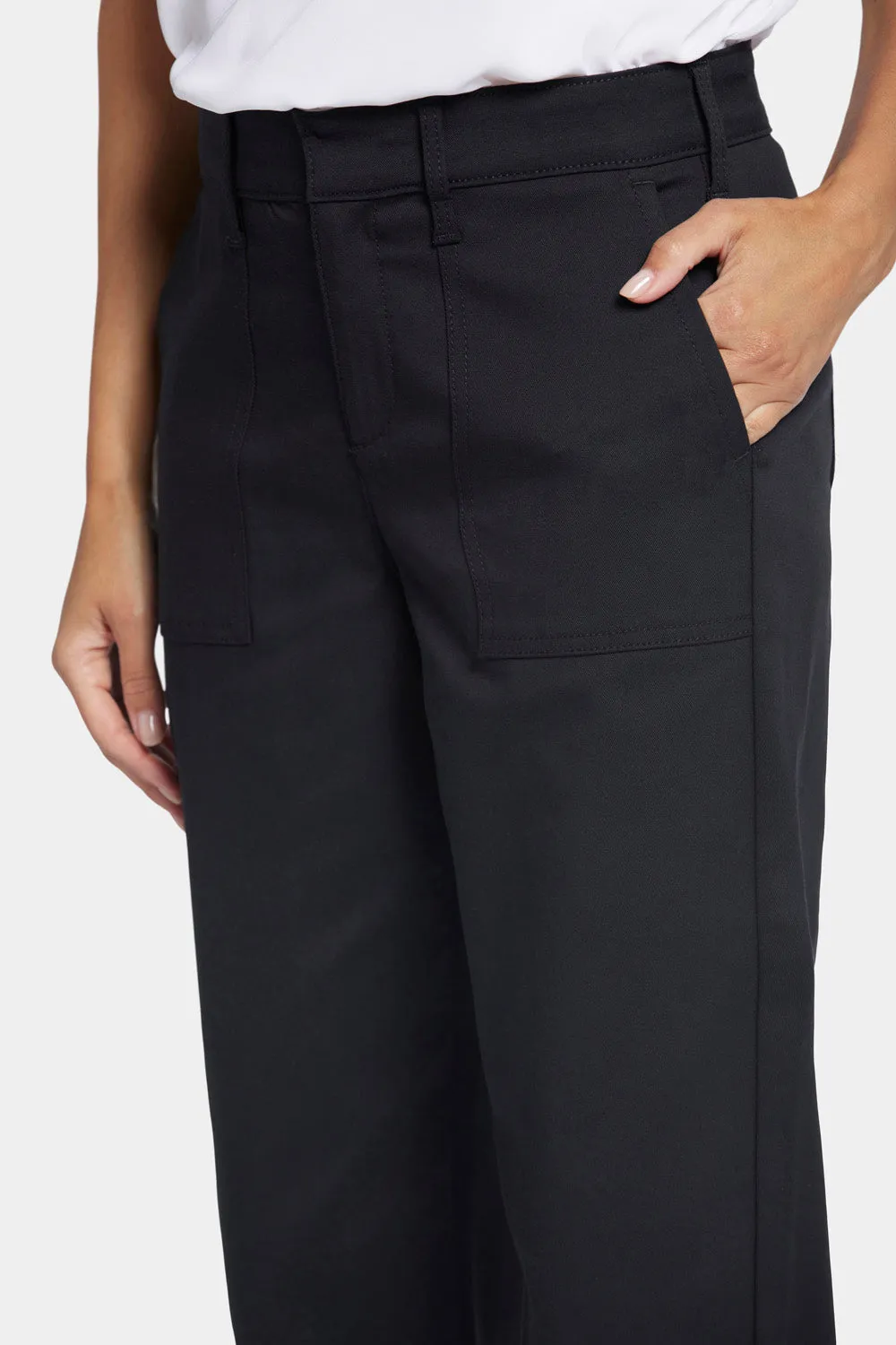 NYDJ Utility Hose Schwarz Stretch-Twill gerade