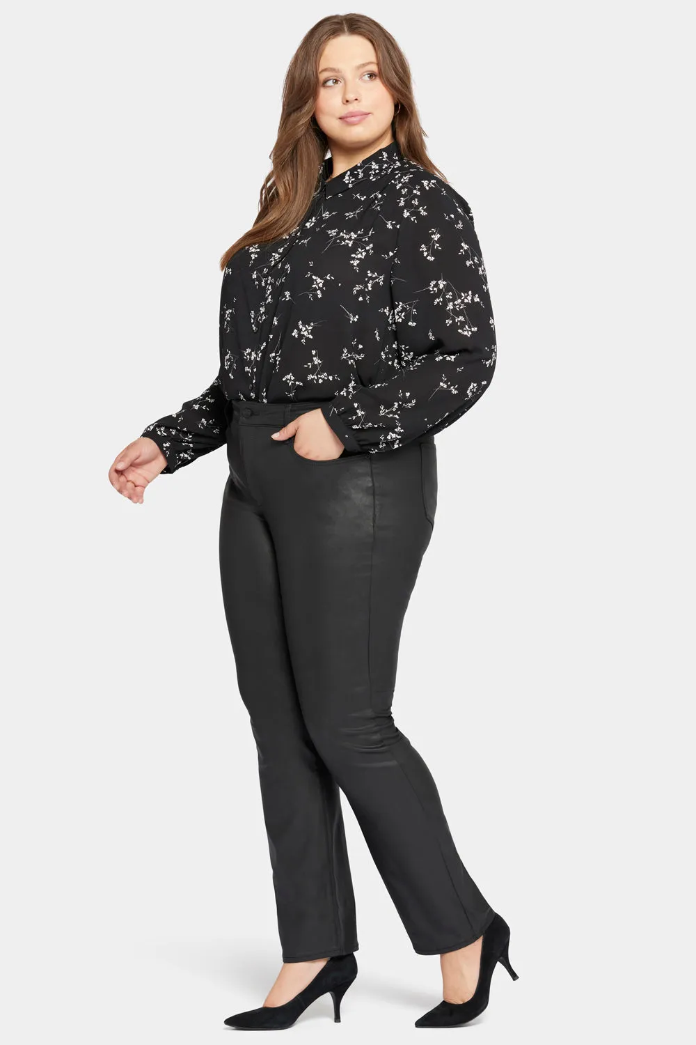 NYDJ Marilyn Straight Jeans Black Coated Plus Leder-Optik