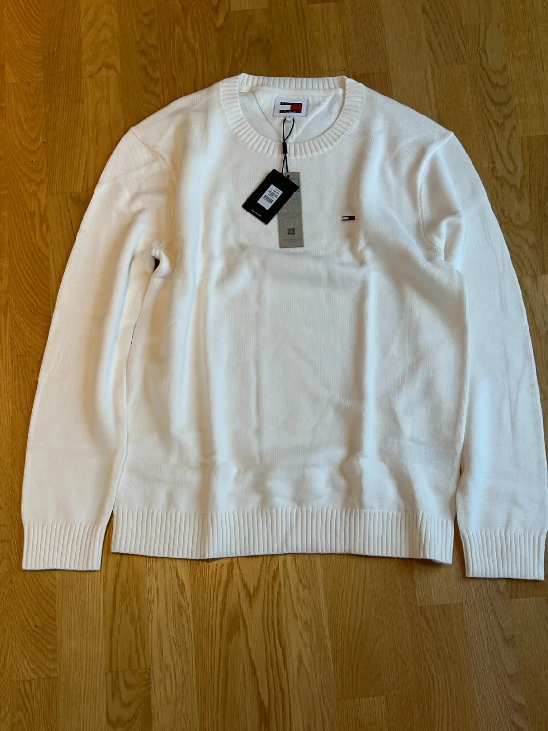 Tommy Jeans Pullover Rundhals Court Green Grün