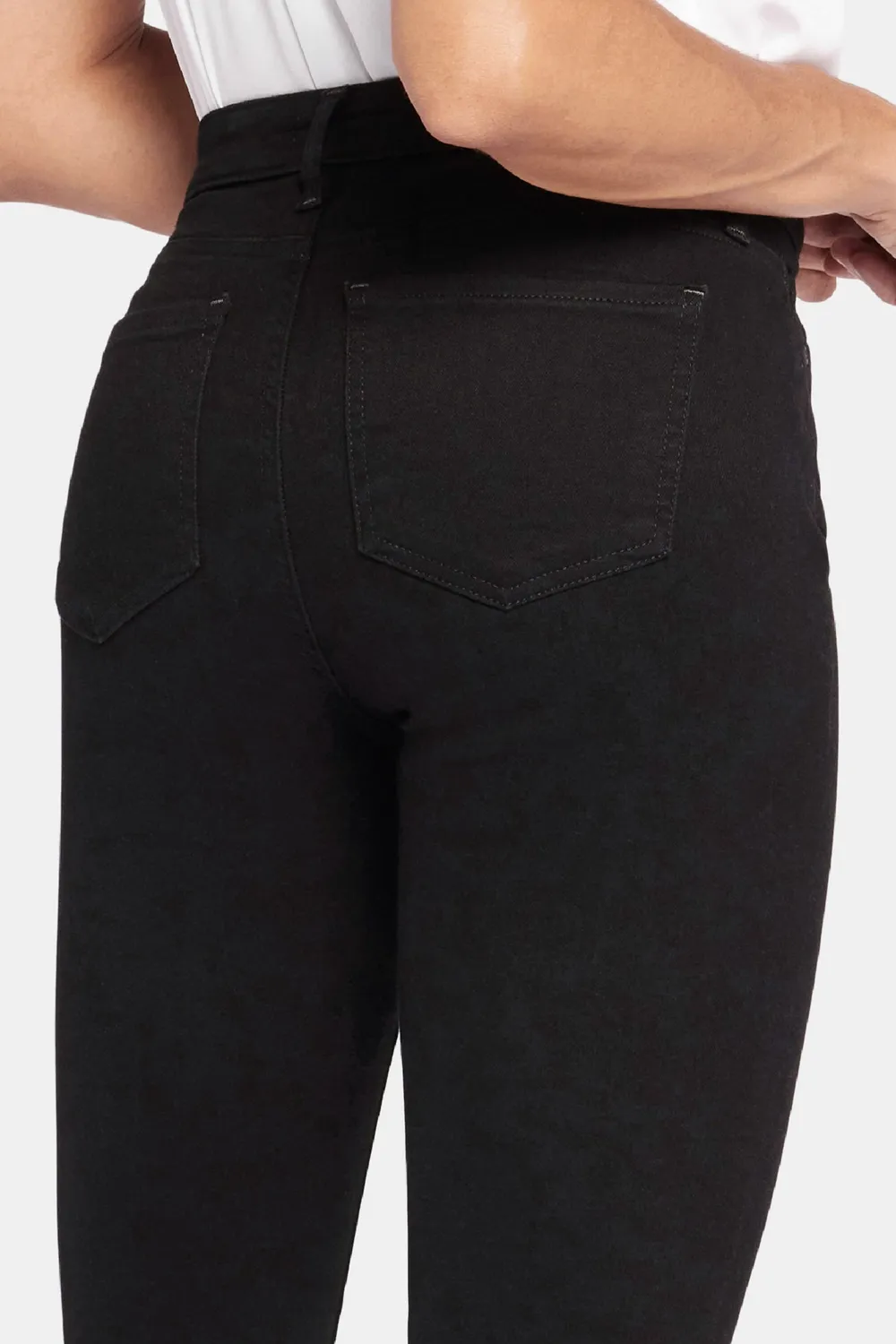 NYDJ Sheri Slim Schwarz Slim-Fit Jeans