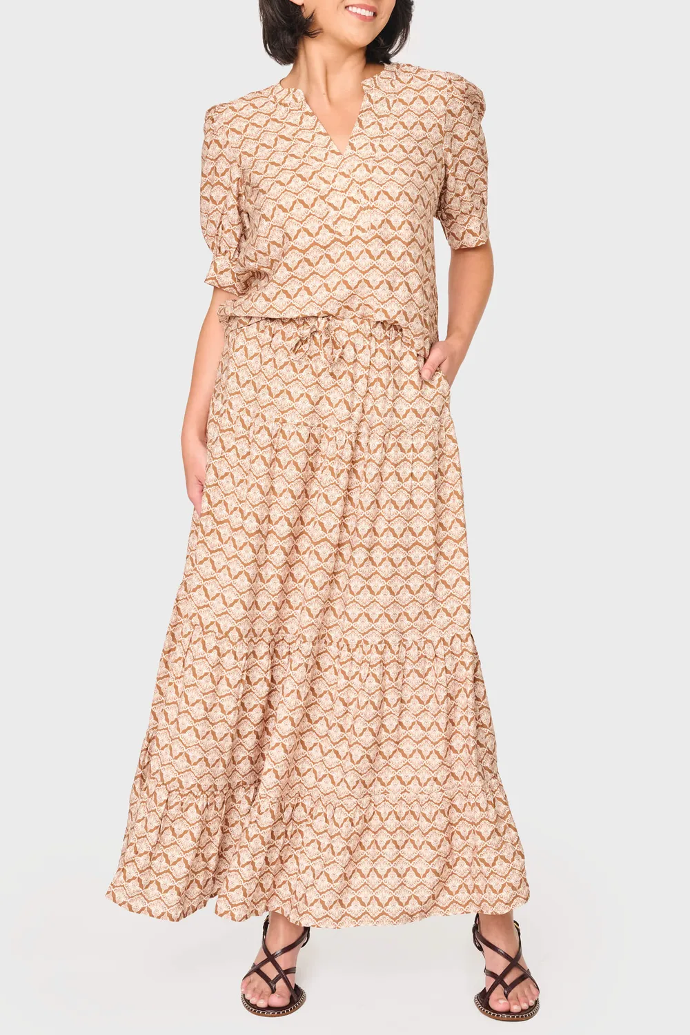 Gibsonlook Notch Neck Puff Bluse Mocha Shell
