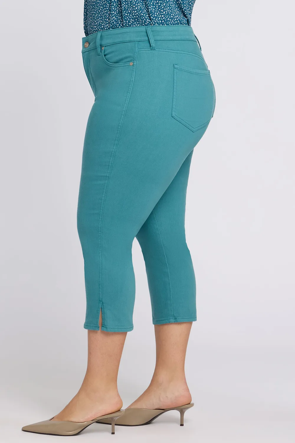 NYDJ Chloe Capri Plus Jeans Harbor Blue 23 Inch