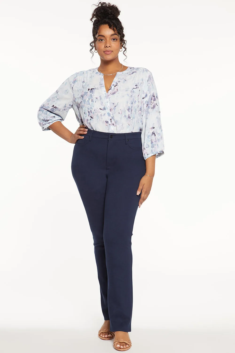 NYDJ Marilyn Hose Plus Oxford Navy Gerades Bein