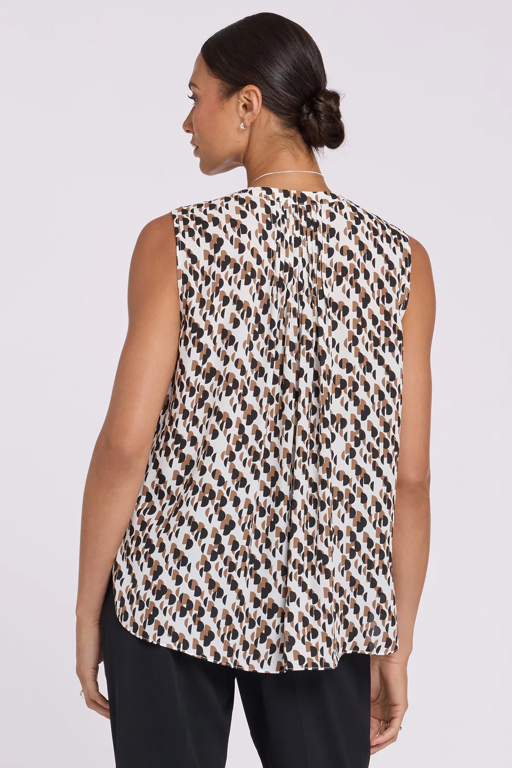 NYDJ Pintuck Geo Gala Bluse ärmellos Print