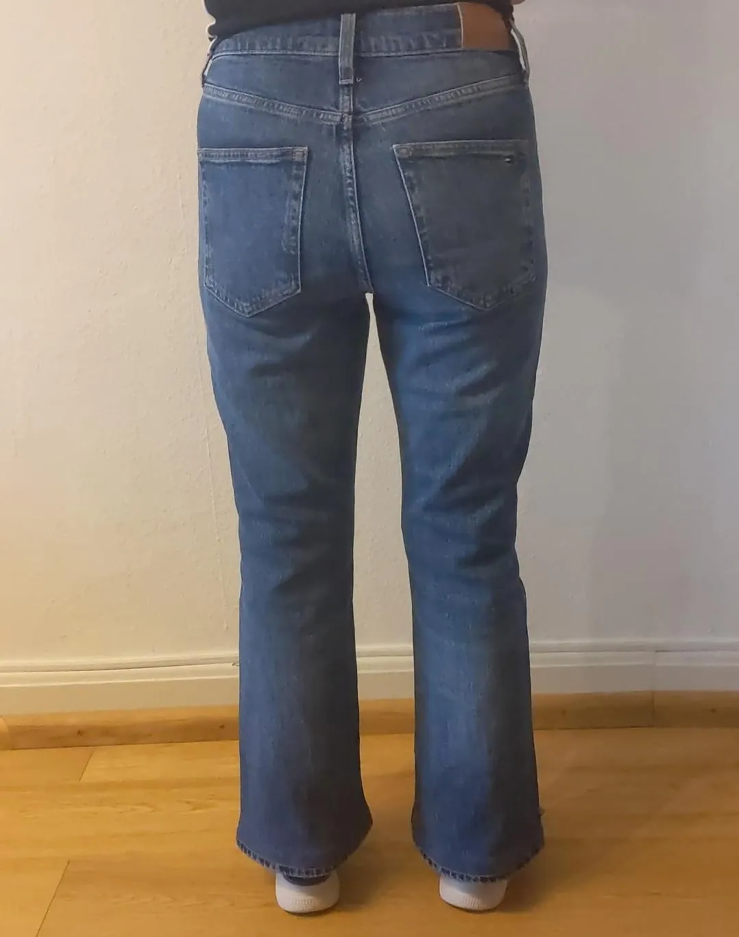 Tommy Jeans Sylvia High Flare Bootcut Jeans 26W/32L