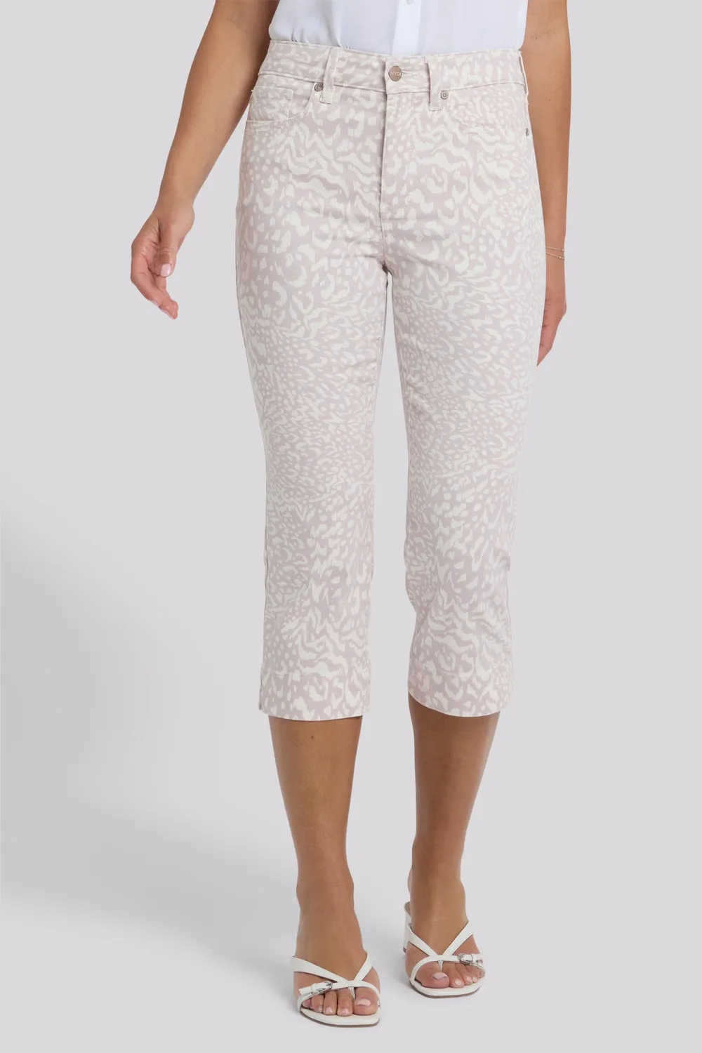 NYDJ Marilyn Straight Crop Jeans Snow Leopard mit Lift Tuck