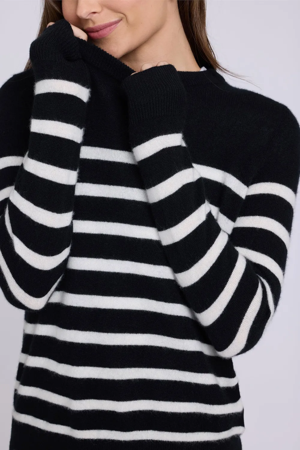 NYDJ Striped Cashmere Crewneck Sweater Pullover Black Ivory Rundhals
