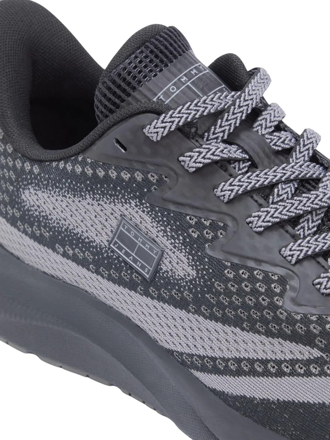 Tommy Jeans Runner Knitted EM0EM01713 Sneaker Größe 45 schwarz