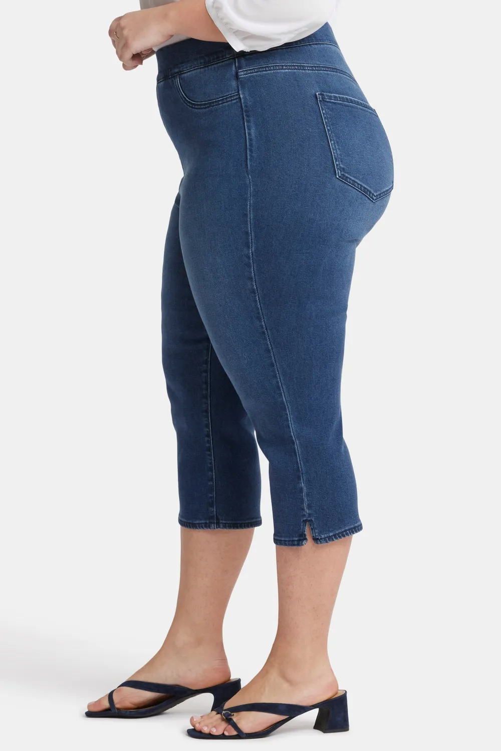 NYDJ Dakota Crop Pull-On Plus Jeans Olympus