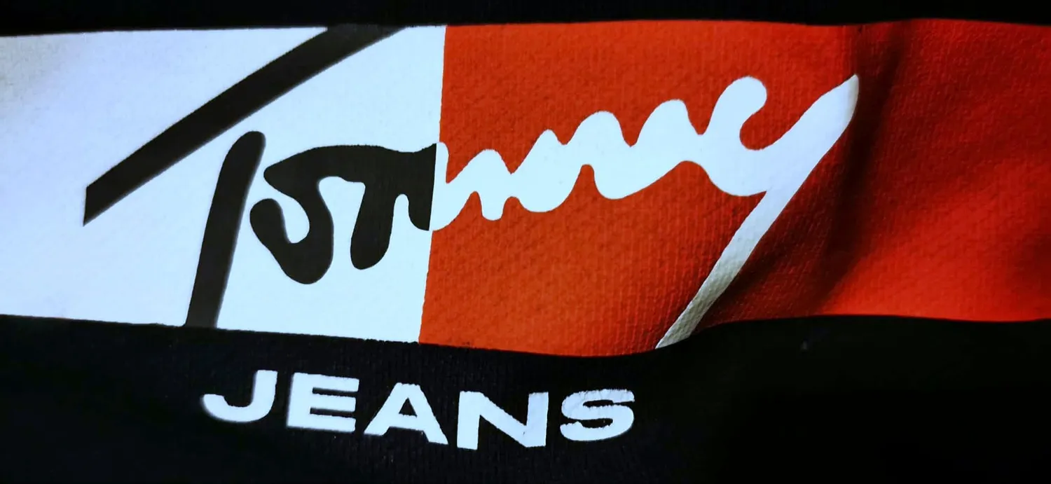 Tommy Jeans TJM Sign Stripe DM0DM23019 Sweatshirt schwarz