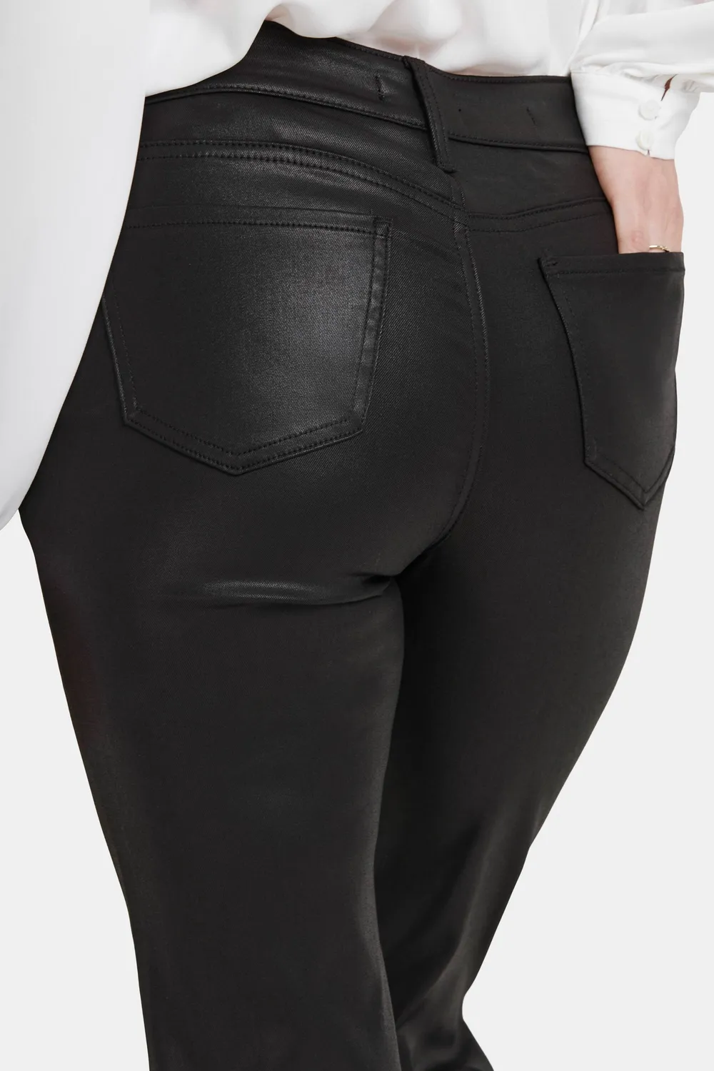 NYDJ Marilyn Straight Petite Jeans Schwarz beschichtet