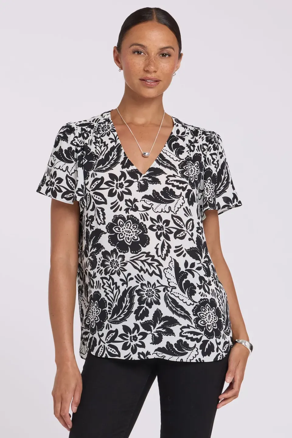 NYDJ Pleated Flutter Bluse Palm Royale schwarz