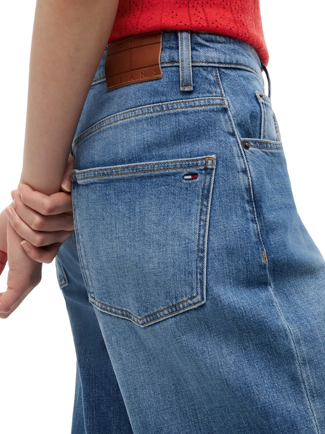 Tommy Jeans Mia Relaxed Straight Jeans 32W/34L