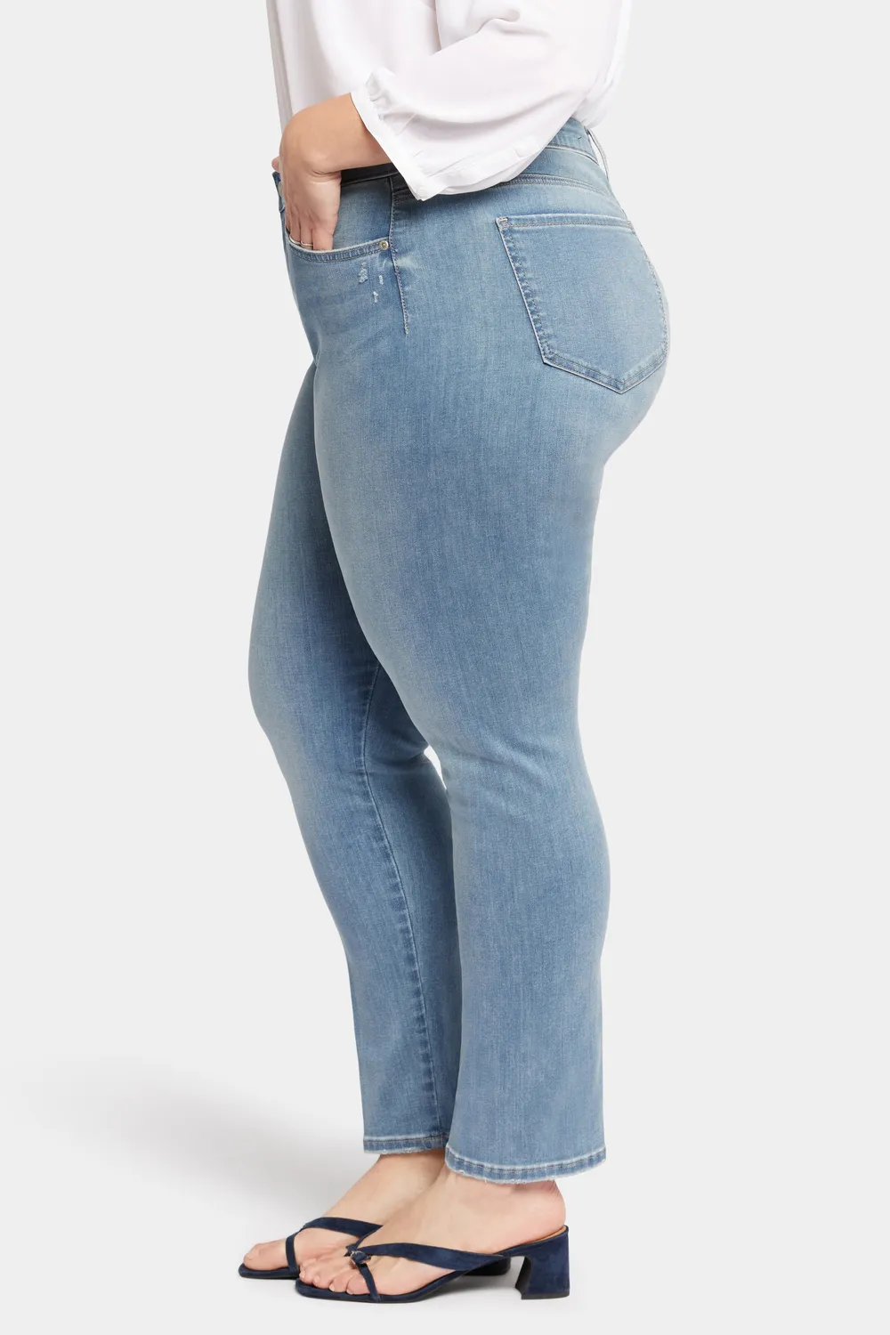 NYDJ Le Silhouette Sheri Slim Jeans Plus Angel Hellblau