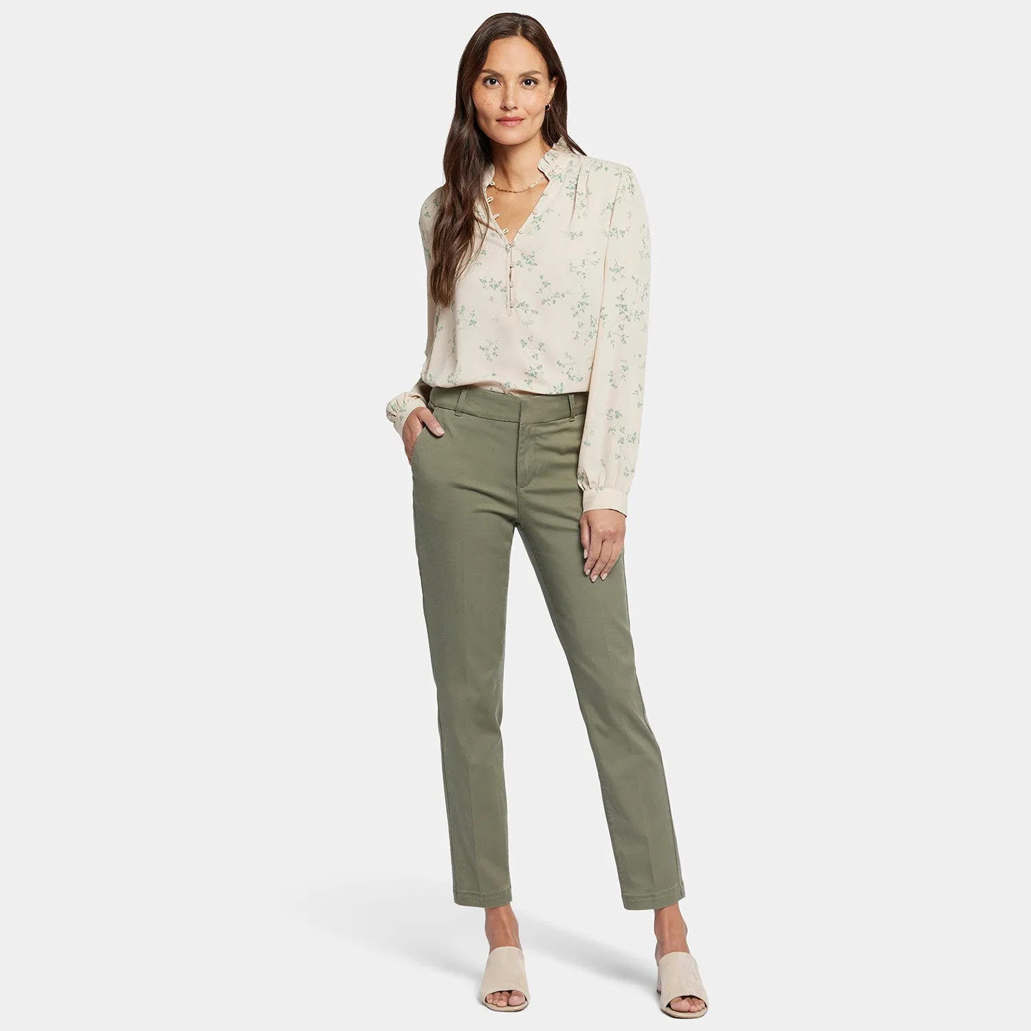 NYDJ Sadie Slim Hose Avocado grün schmal