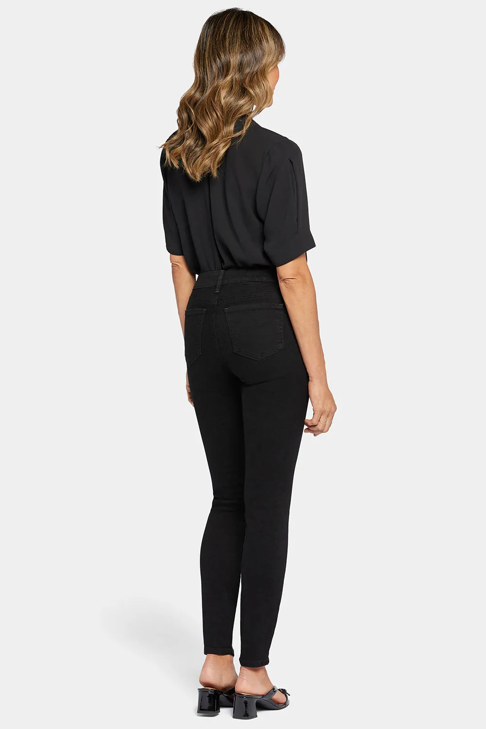 NYDJ Ami Skinny Jeans Tall Black schmale Form