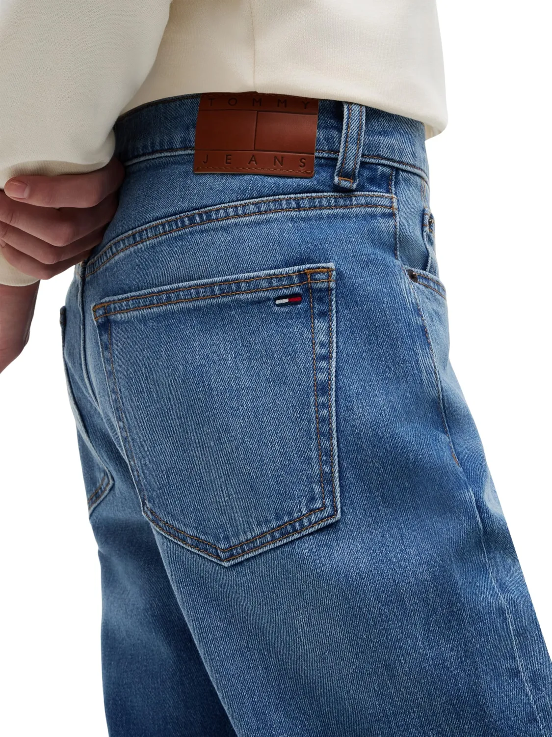 Tommy Jeans Sonny Rglr Tprd Bj0133 Herren Jeans 32W/30L Stretch