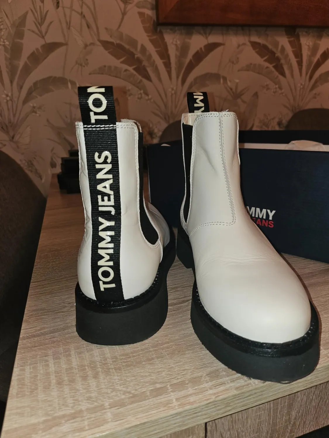 Tommy Jeans TJW Chelsea Flat Boot Stiefel Schwarz