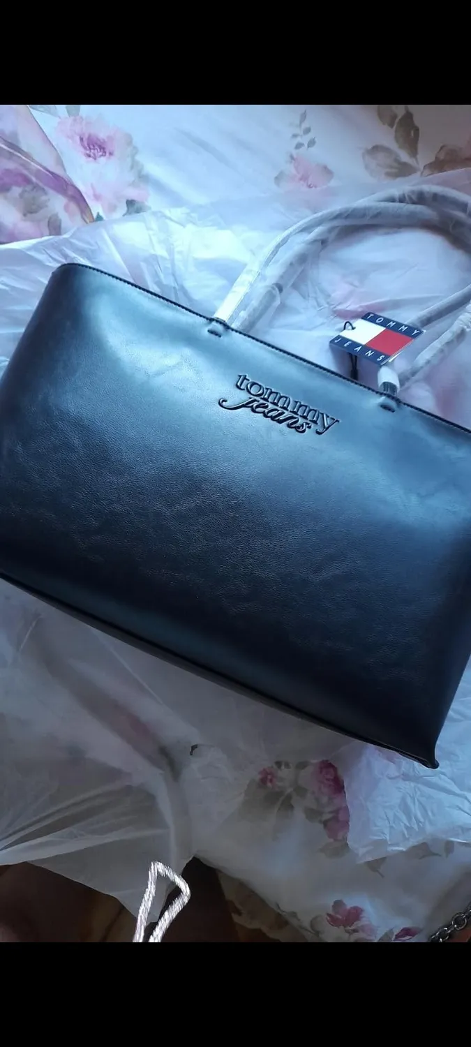 Tommy Jeans TJW Must Tote AW0AW18455 Tragetasche Schwarz