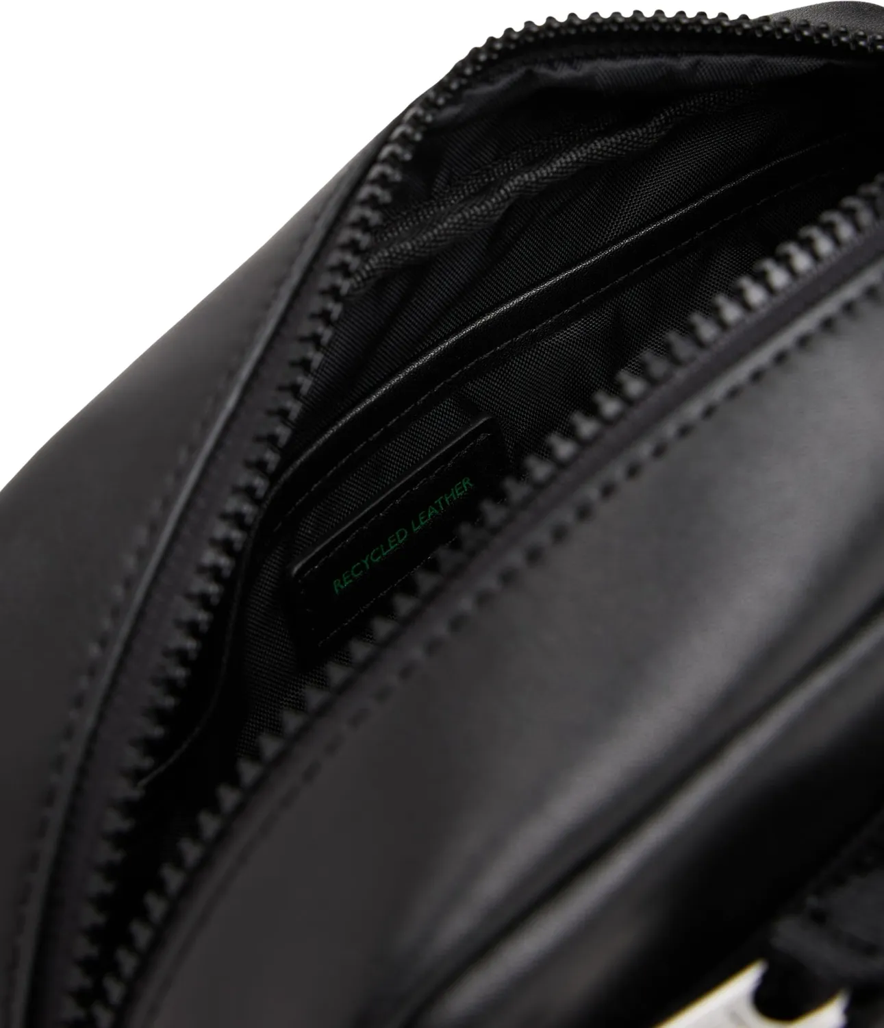 Tommy Jeans Linear Washbag Kulturbeutel Leder Schwarz