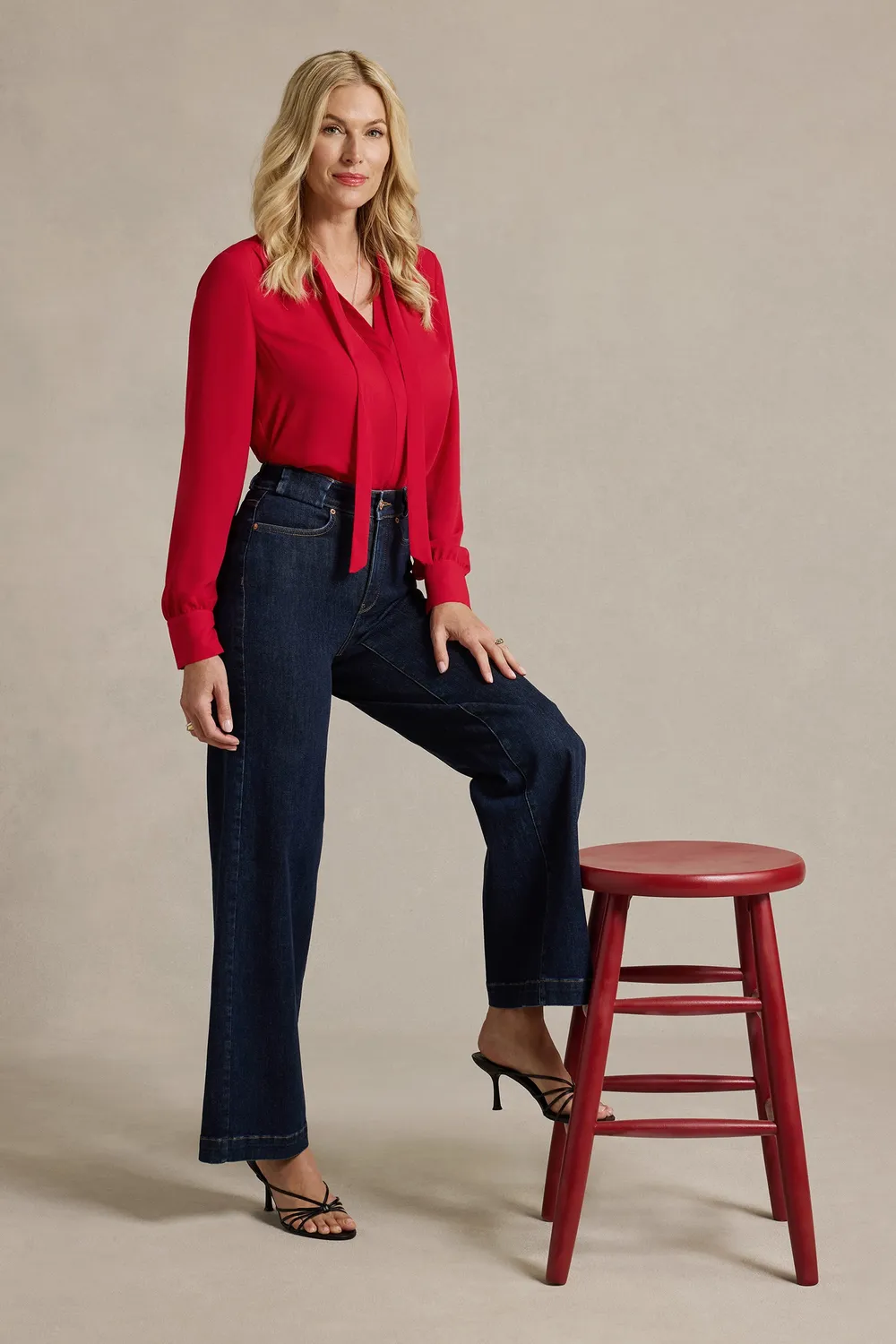 NYDJ Tie-Neck Bluse Passion Rot Schleife Langarm