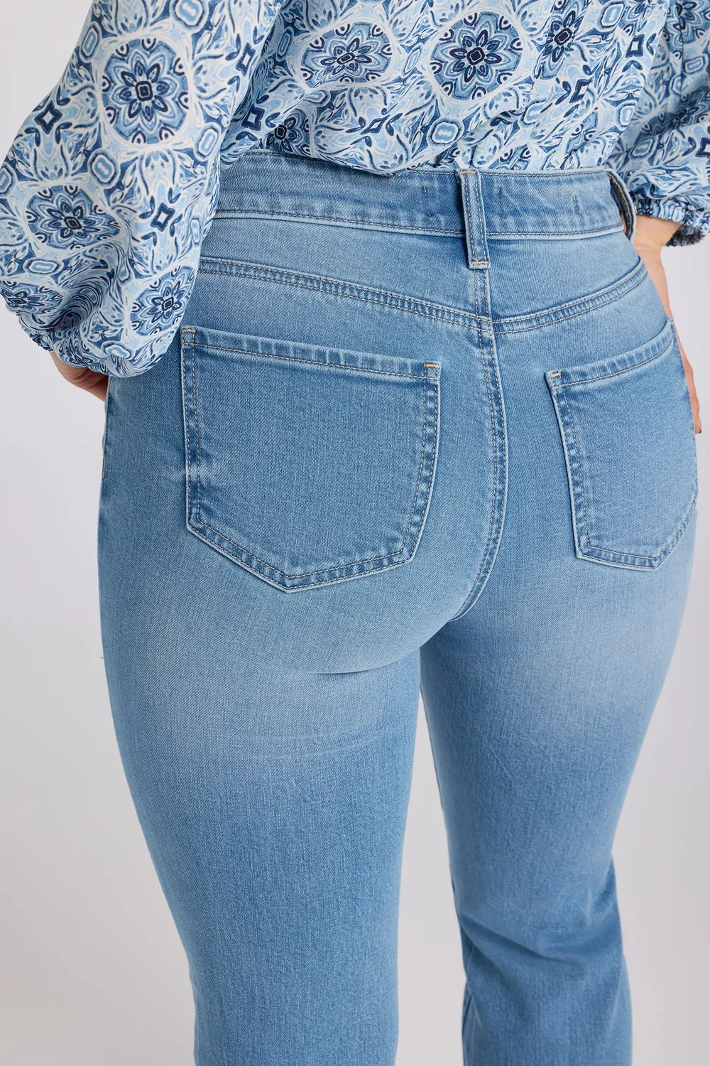 NYDJ Marilyn Straight Petite Jeans Vista Lakes High Rise