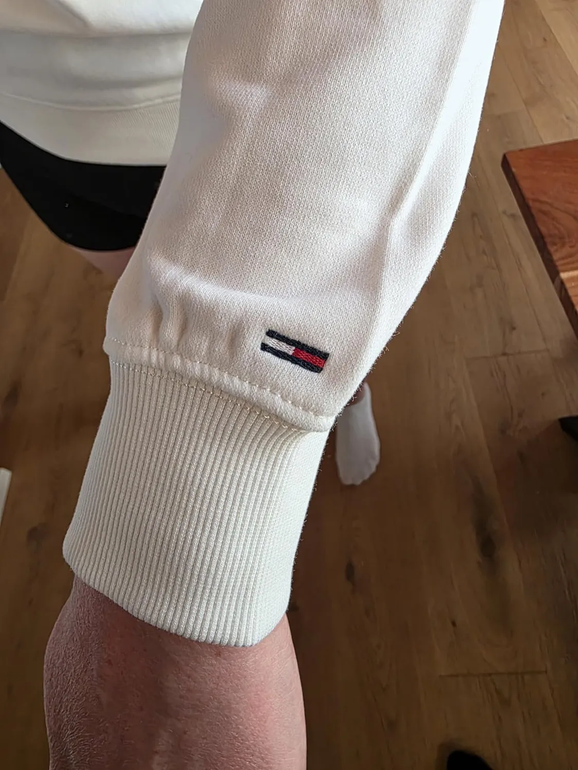Tommy Jeans TJW ESS Logo DW0DW22829 Sweatshirt Damen