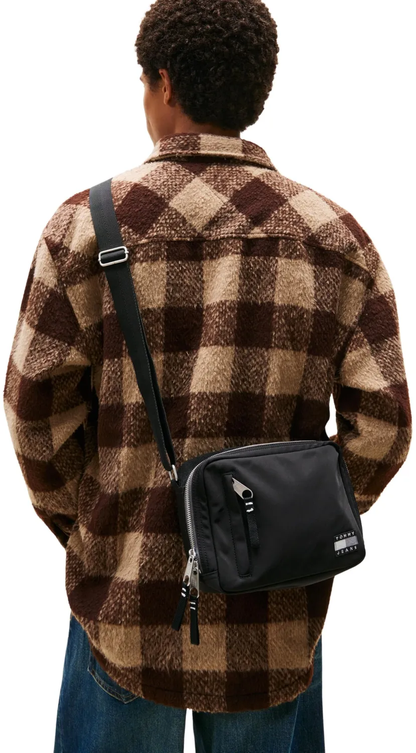 Tommy Jeans Daily Tech Camera Crossbody Tasche Schwarz