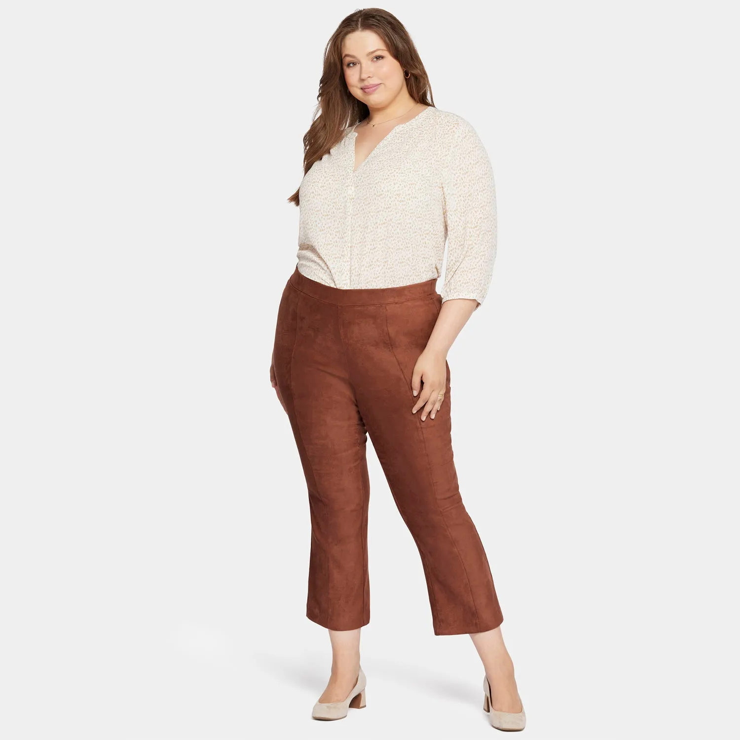 NYDJ Bootcut Pull-On Hose Plus Coffee Bean Wildleder-Optik