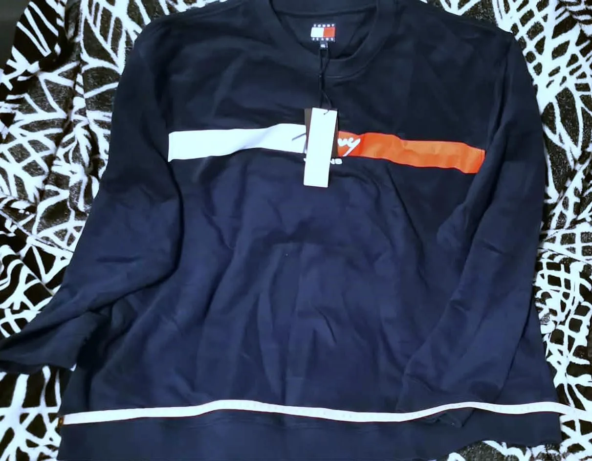 Tommy Jeans TJM Sign Stripe DM0DM23019 Sweatshirt schwarz