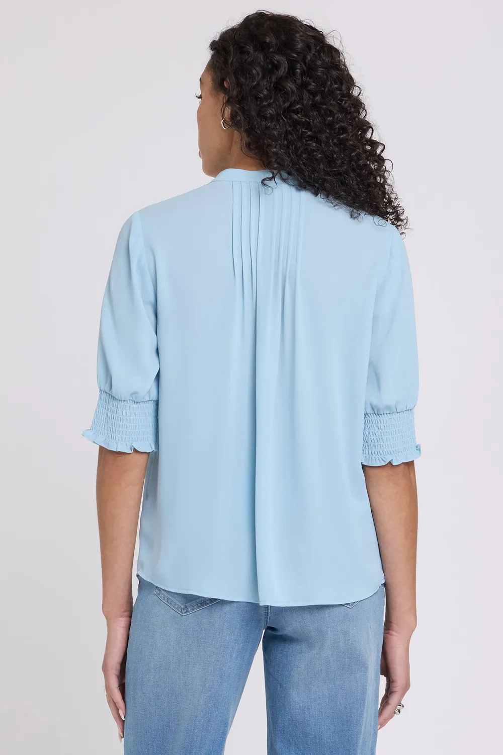 NYDJ Pleated Kurzarm-Bluse Starlight Blau plissiert