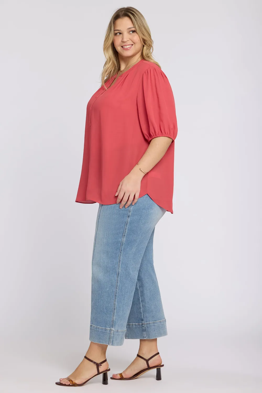 NYDJ Puff Sleeved Popover Top Plus Chrysanthemum leicht