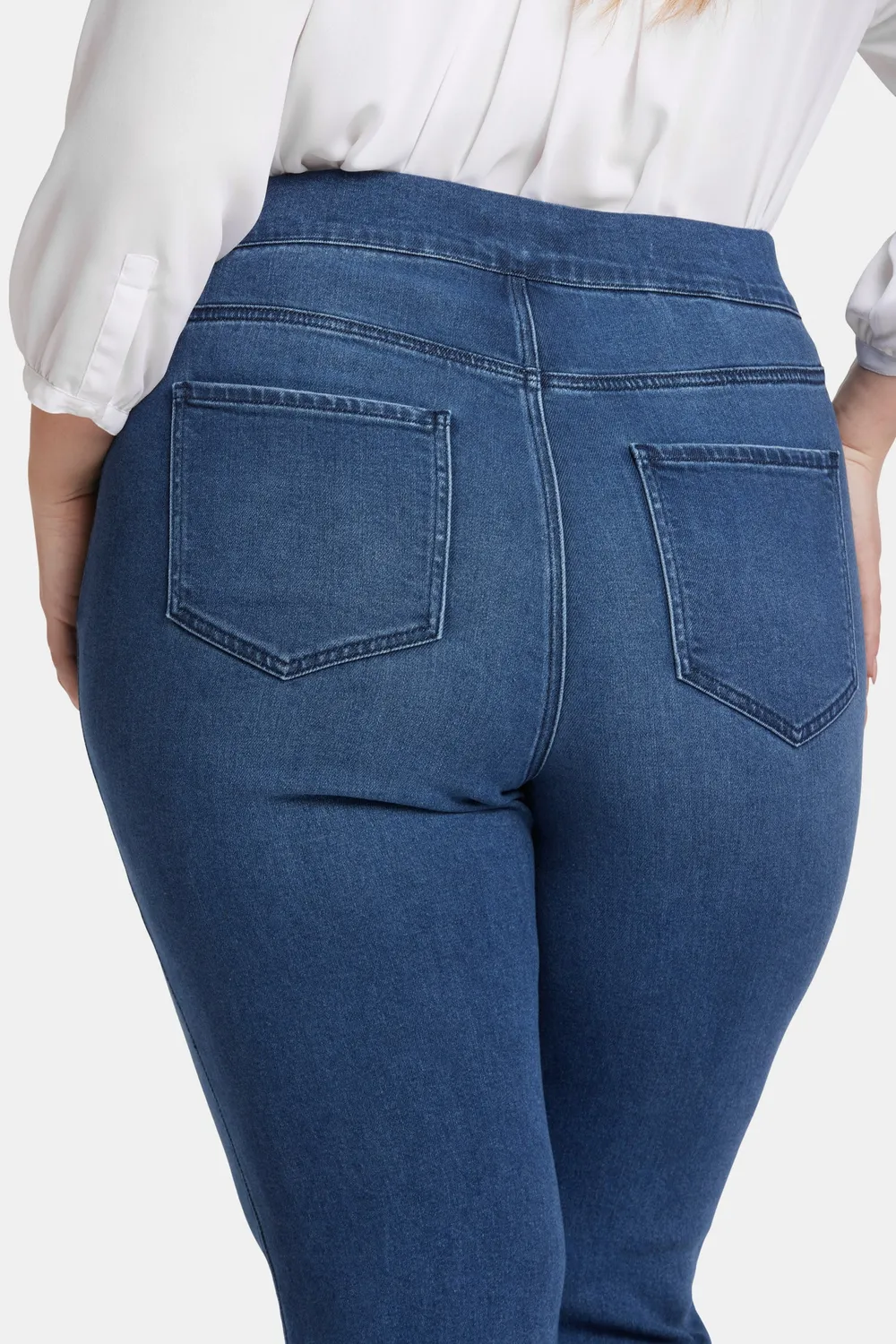 NYDJ Dakota Crop Pull-On Plus Jeans Olympus