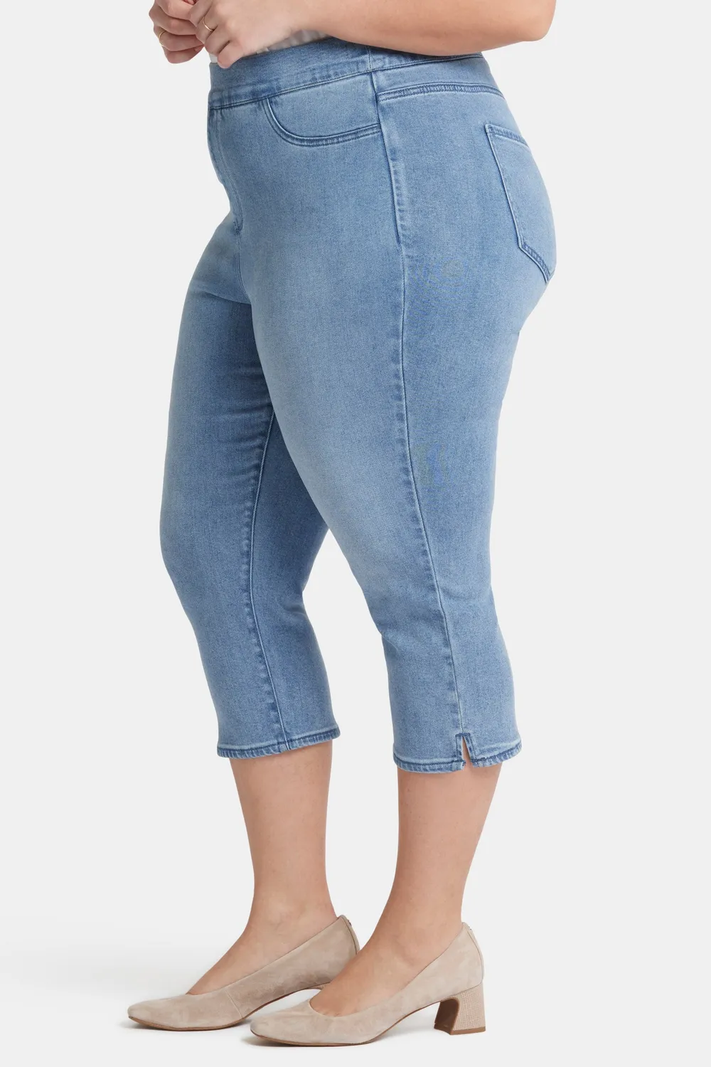 NYDJ Dakota Crop Pull-On Jeans Corfu Plus Cropped Jeans Hellblau